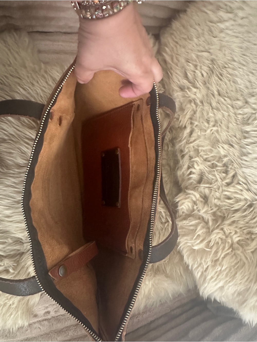 Portland Leather pebbled leather Tote with Front Pocket. Possibility Nutmeg - Picture 6 of 6